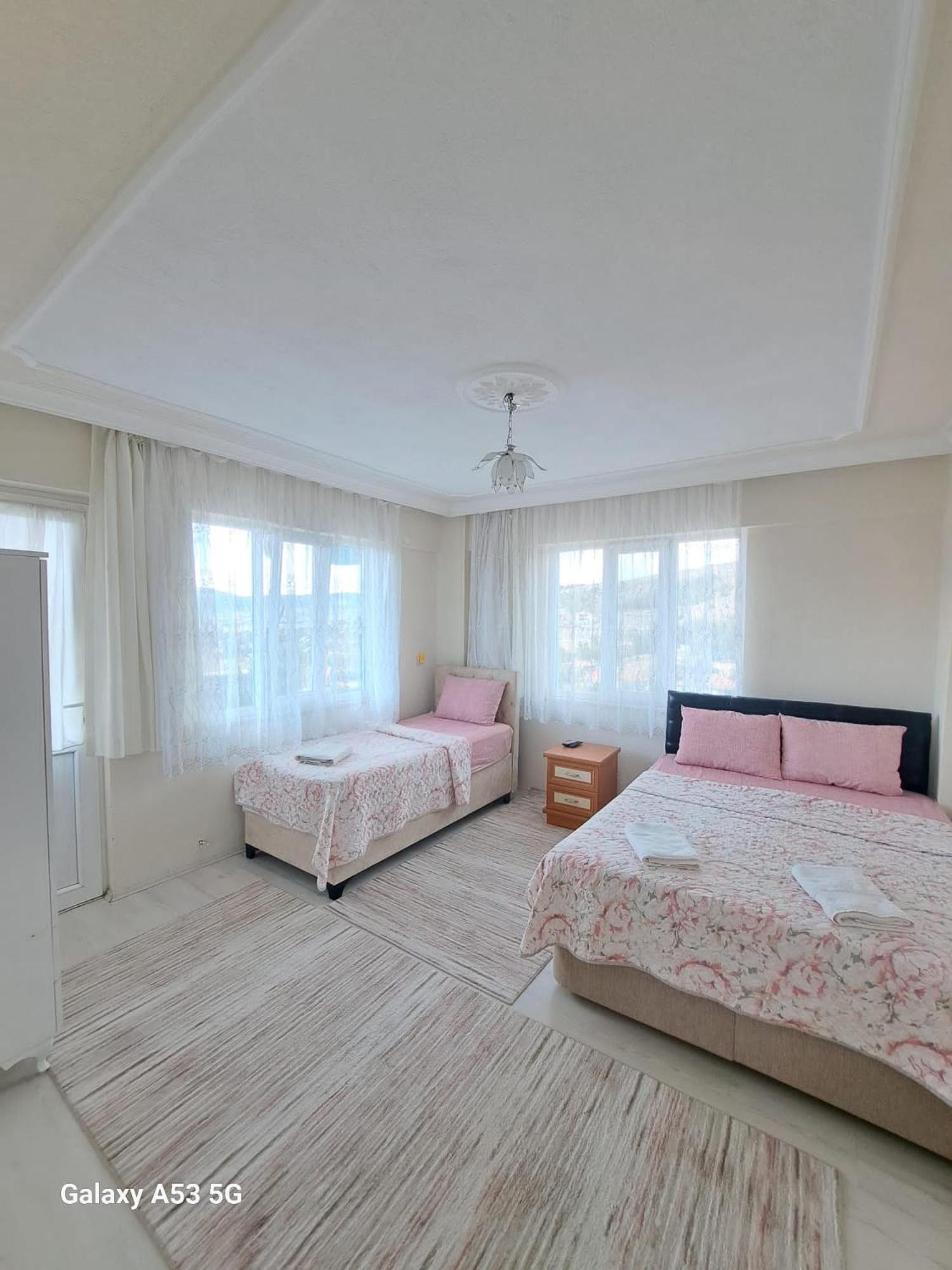 Salda Goelue Celikoez Apart Yesilova  Exterior foto