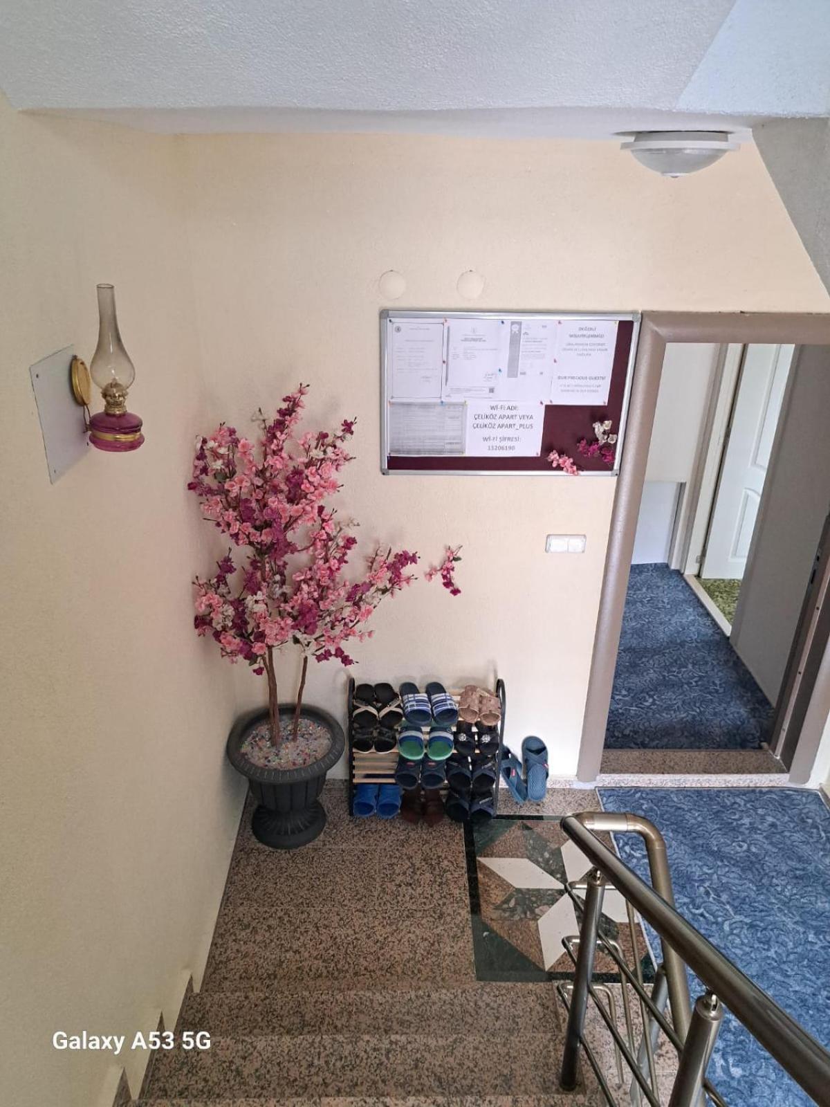 Salda Goelue Celikoez Apart Yesilova  Exterior foto