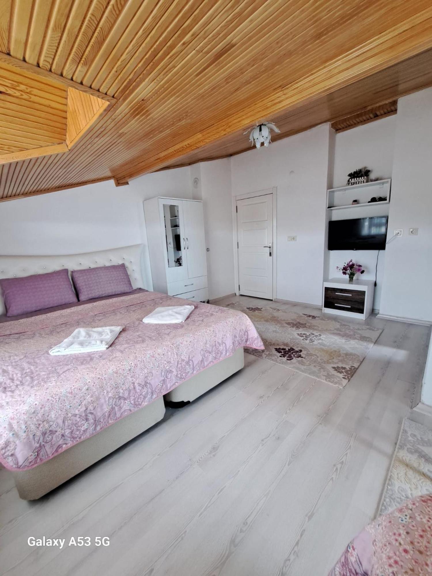 Salda Goelue Celikoez Apart Yesilova  Exterior foto